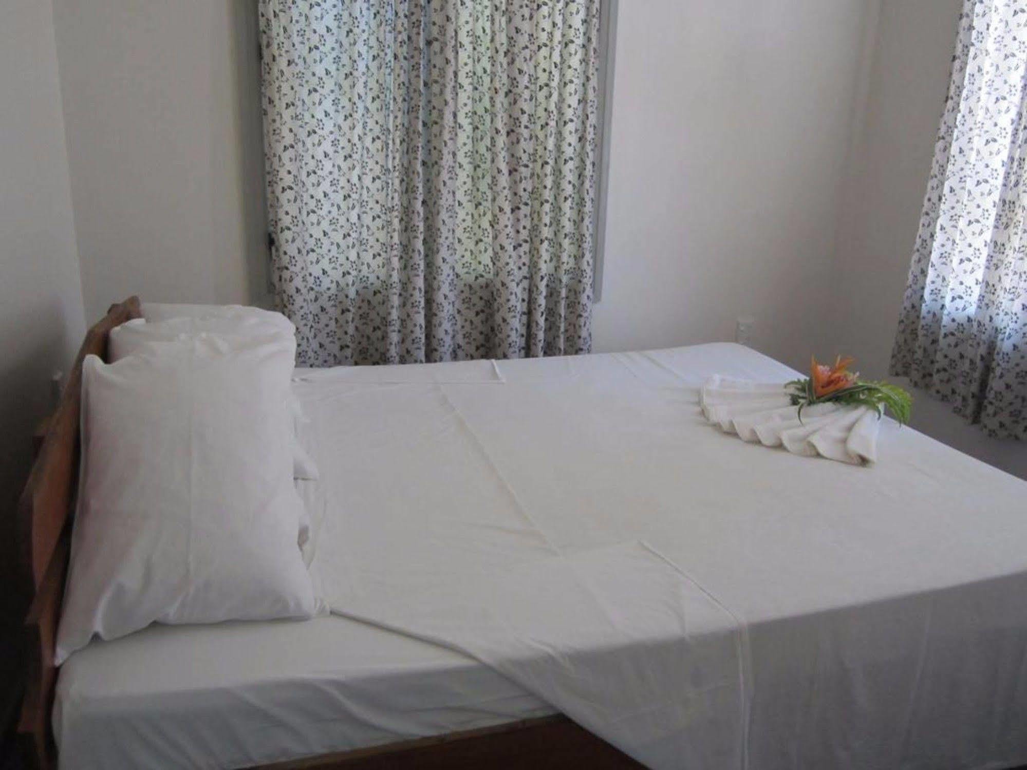 Vacations Beach Fale Ξενοδοχείο Manase Εξωτερικό φωτογραφία